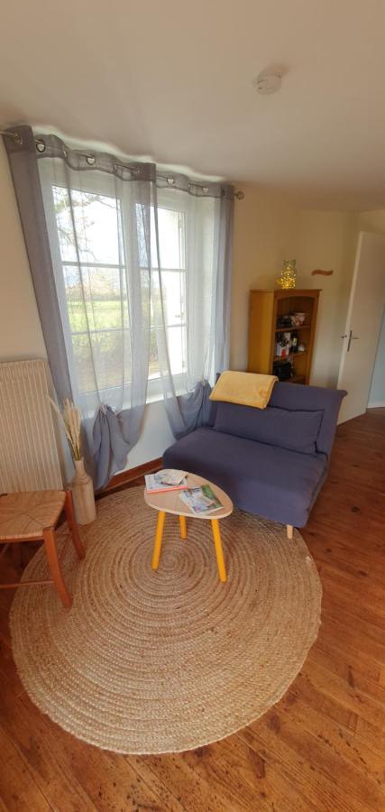 Appartamento Le Studio De Rochavelle Chiché Esterno foto