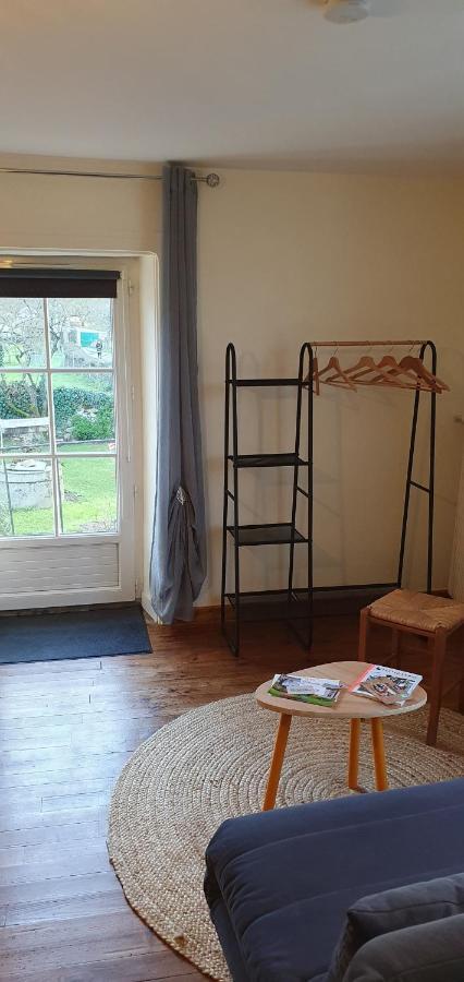 Appartamento Le Studio De Rochavelle Chiché Esterno foto