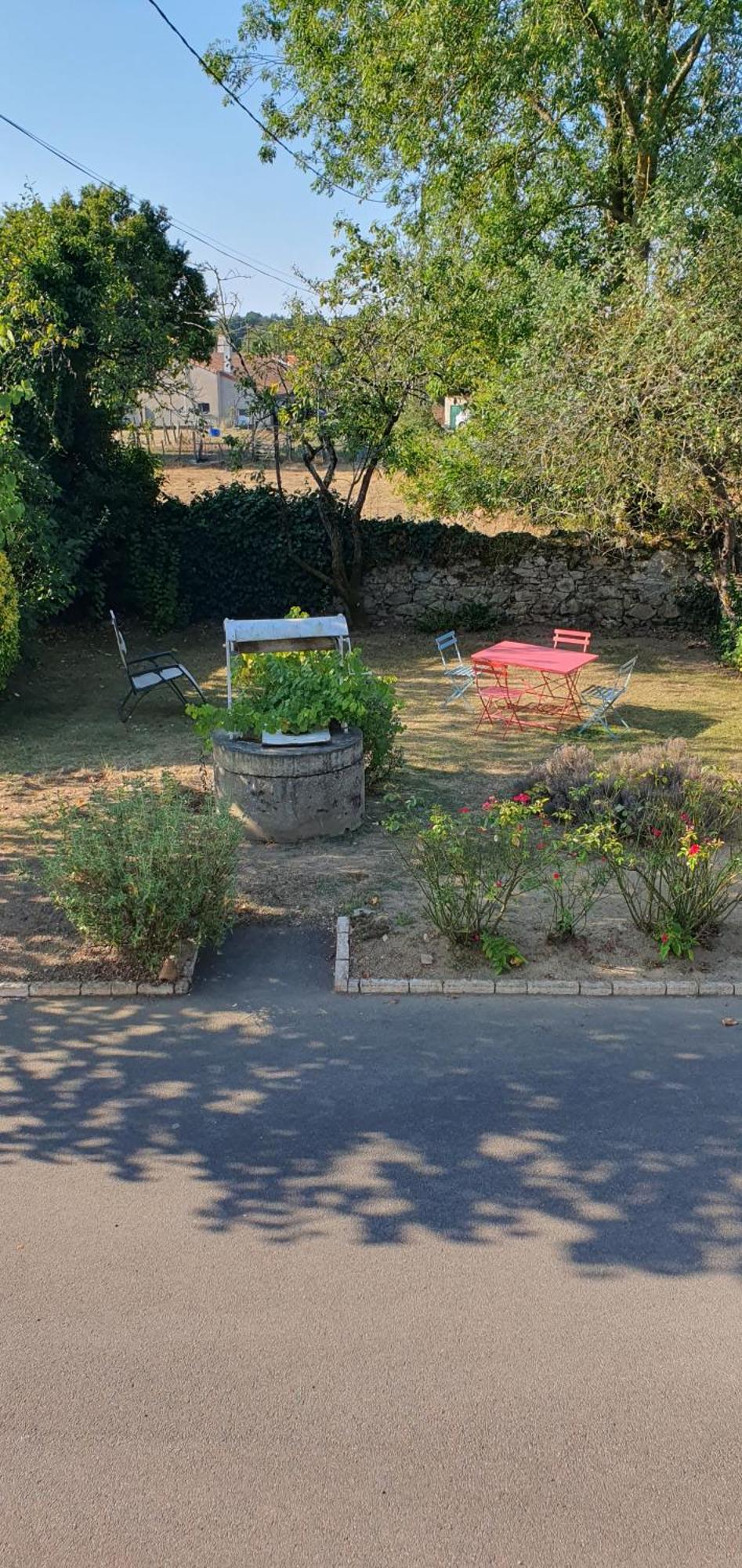 Appartamento Le Studio De Rochavelle Chiché Esterno foto